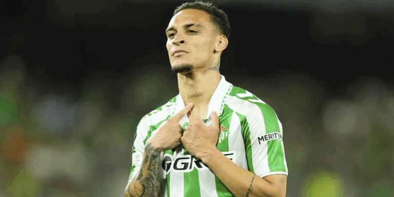 Real Betis Total Perjuangkan Transfer Antony Dari MU