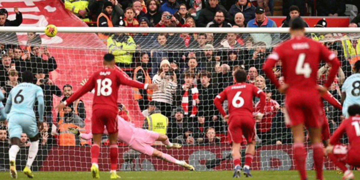 Liverpool Taklukkan Hati Fans Meski Imbang Lawan Burnley